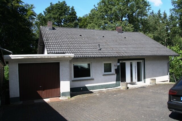 Bungalow zum Kauf 348.600 € 5 Zimmer 81 m²<br/>Wohnfläche 1.034 m²<br/>Grundstück ab sofort<br/>Verfügbarkeit Sassenberger Str. 21 Sassenberg Königswinter 53639