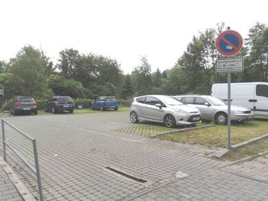 Garage/Stellplatz zur Miete provisionsfrei 25 € Fröbelstraße Bahnhofsvorstadt Zwickau 08056