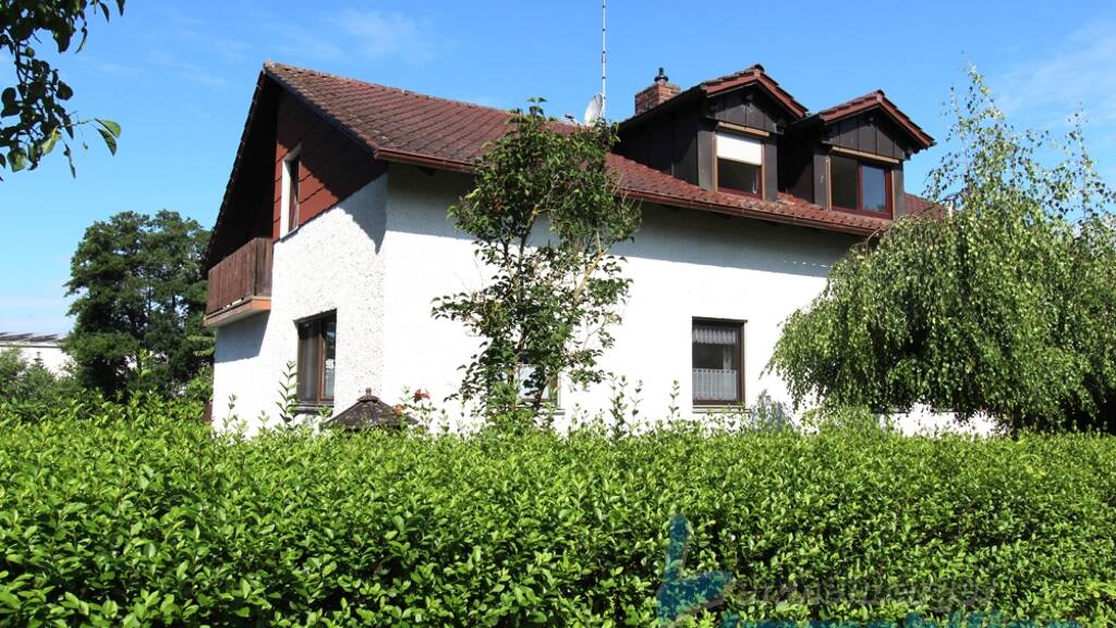 Mehrfamilienhaus zum Kauf 289.000 € 8 Zimmer 190 m² 613 m² Grundstück Roßbach 94439