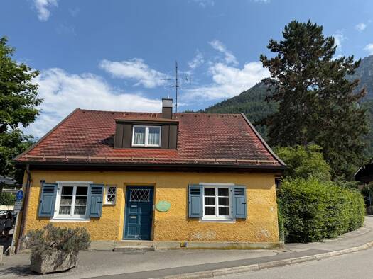Einfamilienhaus zum Kauf 450.000 € 6 Zimmer 177 m² 356 m² Grundstück Bad Reichenhall Bad Reichenhall 83435