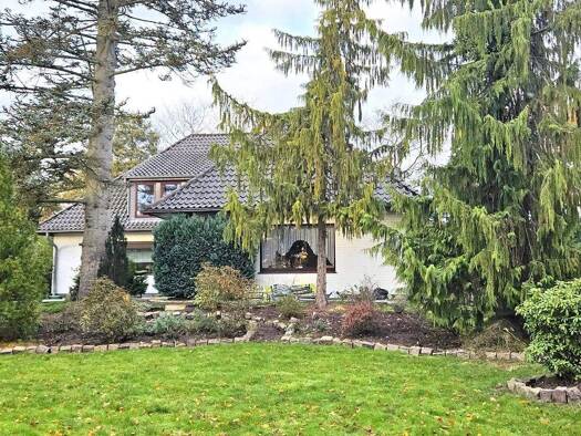 Bungalow zum Kauf provisionsfrei 399.000 € 4 Zimmer 130 m² 2.004 m² Grundstück Moordeich Stuhr 28816