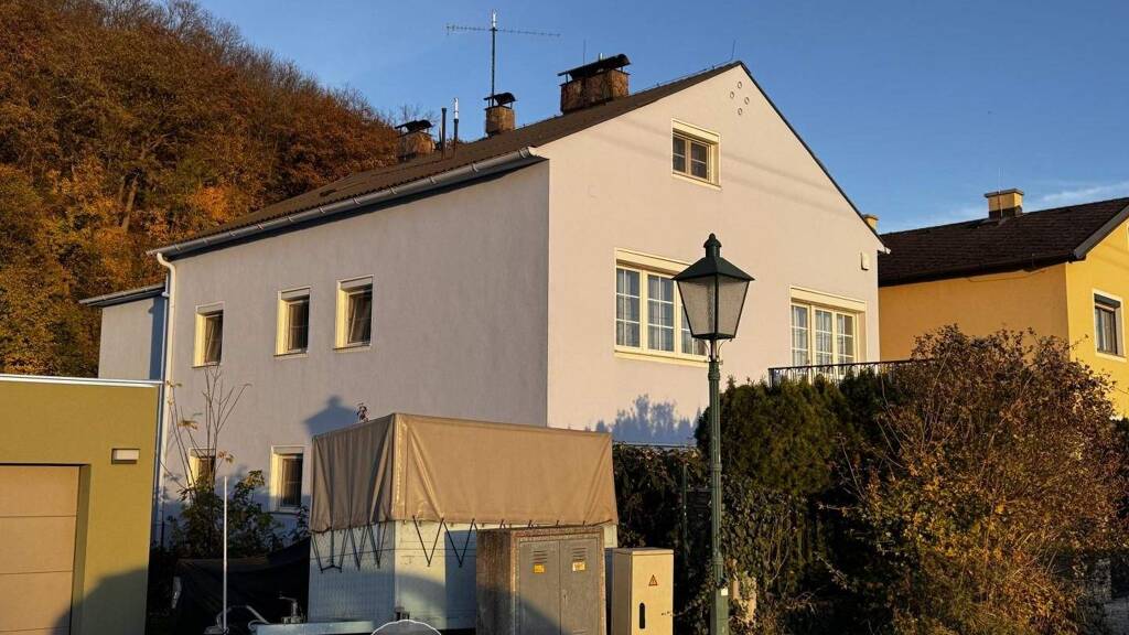 Einfamilienhaus zum Kauf 495.000 € 9 Zimmer 210 m² 679 m² Grundstück Leobendorf 2100