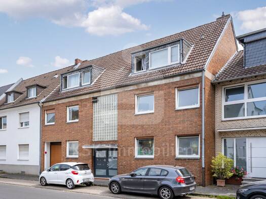 Mehrfamilienhaus zum Kauf als Kapitalanlage geeignet 721.000 € 9 Zimmer 270 m² 384 m² Grundstück Niehl Köln 50735