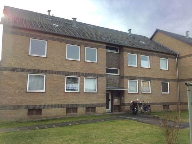 Wohnung zur Miete 810 € 4 Zimmer 92 m² frei ab 10.09.2026 Beethovenstr. 14 Altgarbsen Garbsen 30823