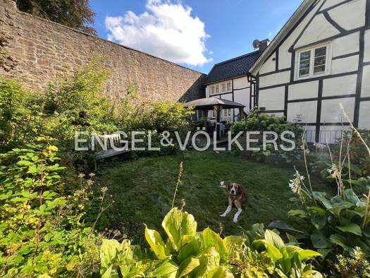 Einfamilienhaus zum Kauf 395.000 € 6 Zimmer 155 m² 461 m² Grundstück Burg Solingen 42659