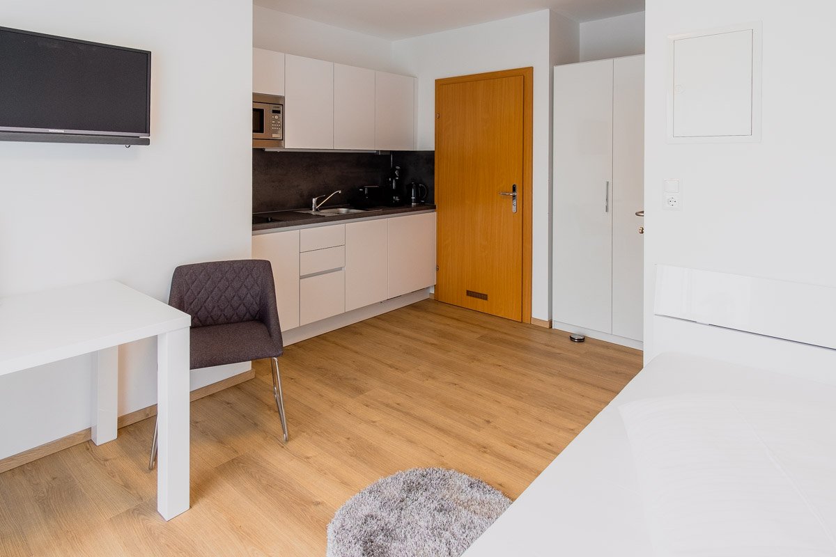 Wohnung zur Miete Wohnen auf Zeit 1.536 € 1 Zimmer 17 m²<br/>Wohnfläche ab sofort<br/>Verfügbarkeit Gries Graz 8020