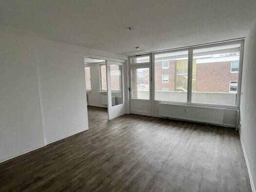 Wohnung zur Miete 629 € 3 Zimmer 73,5 m² 2. Geschoss frei ab 01.03.2026 Gneisenauweg 3 Mürwik Flensburg 24944