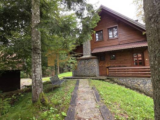 Einfamilienhaus zum Kauf 374.000 € 2 Zimmer 1.400 m² Grundstück Vrbovsko 51326