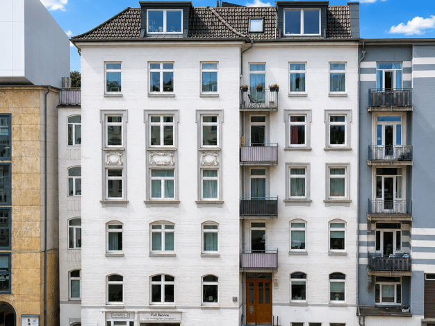 Wohnung zum Kauf 875.000 € 6 Zimmer 176 m² frei ab sofort Winterhude Nord 22299