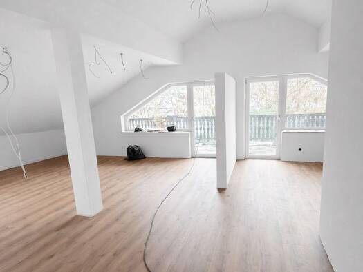 Wohnung zur Miete 750 € 3,5 Zimmer 80 m² Geschoss 1/2 frei ab 15.02.2026 Ehlenz 54636