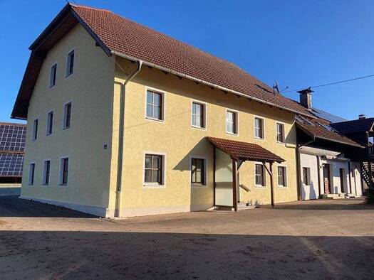 Bauernhaus zur Miete 1.500 € 8 Zimmer 190 m² frei ab sofort Gschwendhof Teugn 93356