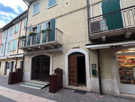 Wohnung zum Kauf 275.000 € 3 Zimmer 53 m² frei ab sofort Via Arco Lazise 37017