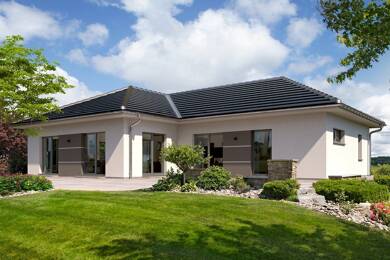Bungalow zum Kauf 298.380 € 4 Zimmer 159,3 m² 615 m² Grundstück Schönborn Lampertswalde 01561
