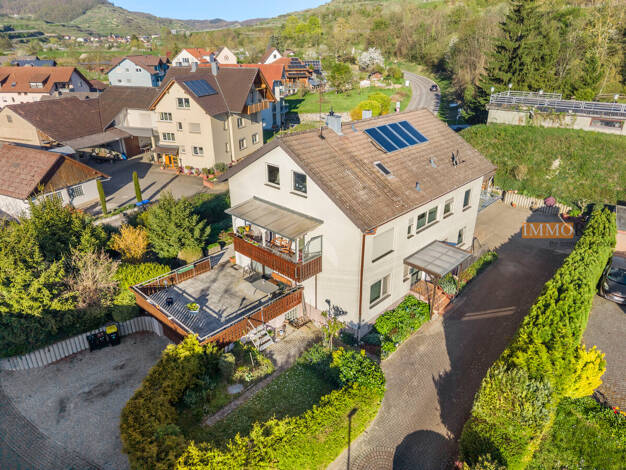 Mehrfamilienhaus zum Kauf 699.000 € 9 Zimmer 233,8 m² 1.000 m² Grundstück Oberrotweil Vogtsburg 79235