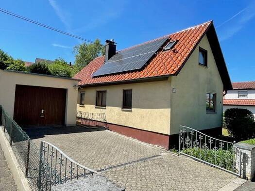 Einfamilienhaus zum Kauf provisionsfrei 399.000 € 5 Zimmer 110 m² 612 m² Grundstück Tuttlingen Tuttlingen 78532