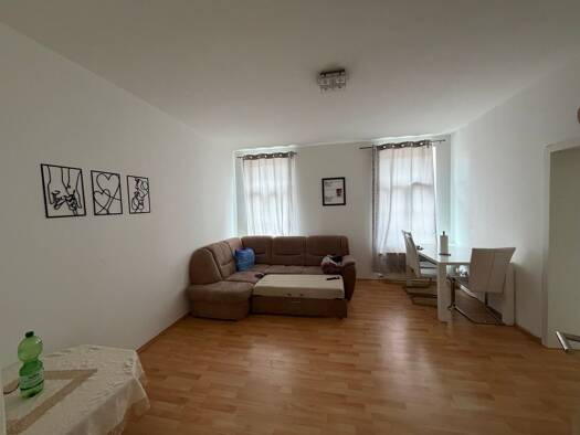 Wohnung zur Miete 490 € 2 Zimmer 78 m² Geschoss 3/4 frei ab 01.11.2026 Marktstraße 3 Gotha Gotha 99867