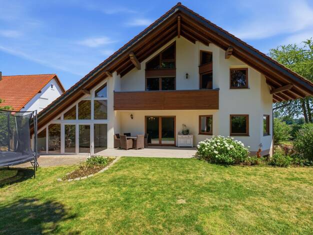 Einfamilienhaus zum Kauf 890.000 € 5,5 Zimmer 228 m² 826 m² Grundstück Tiefenbach Illertissen 89257