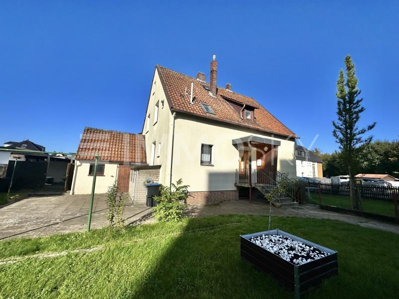 Mehrfamilienhaus zum Kauf 349.900 € 6 Zimmer 165 m²<br/>Wohnfläche 419 m²<br/>Grundstück Lohnde - Ost Seelze 30926