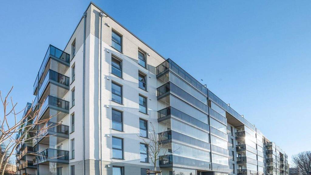 Wohnung zur Miete 1.449 € 4 Zimmer 94,2 m² 5. Geschoss frei ab sofort Wartenberger Straße 42A Alt-Hohenschönhausen Berlin 13053
