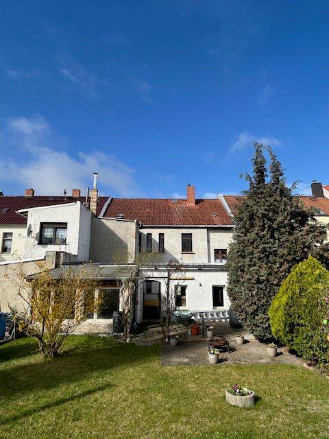 Immobilie in Zerbst/Anhalt - Geräumiges Familienhaus mit 8 Zimmern in Zerbst/Anhalt - Bild 2