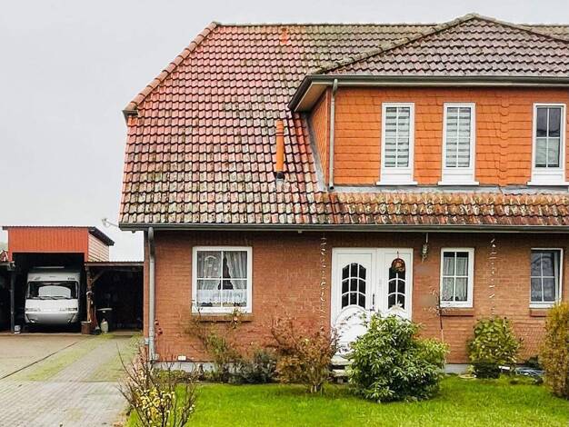 Doppelhaushälfte zum Kauf 220.000 € 4 Zimmer 103 m² 750 m² Grundstück Moraas 19230