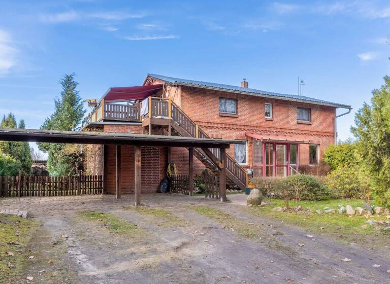 Einfamilienhaus zum Kauf 198.000 € 6 Zimmer 252 m²<br/>Wohnfläche 798 m²<br/>Grundstück Wittstock Wittstock/Dosse 16909