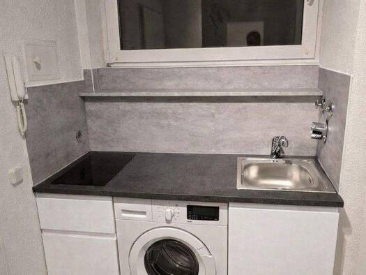 Wohnung zur Miete 480 € 1 Zimmer 28,2 m² 4. Geschoss frei ab 01.01.2026 Dietrichstr. Gleißhammer Nürnberg 90461