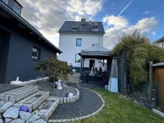 Einfamilienhaus zum Kauf 998.500 € 6 Zimmer 135 m² 380 m² Grundstück Frankfurt 60437
