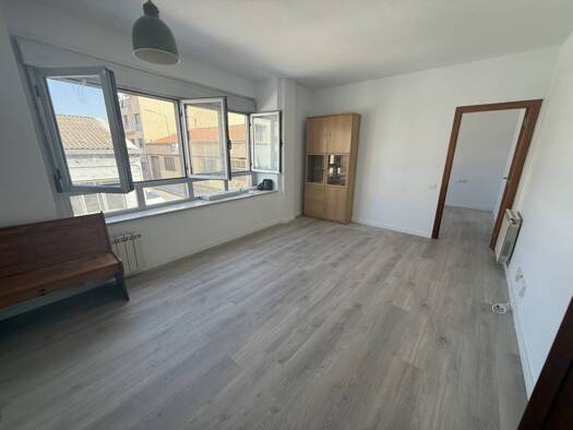 Wohnung zum Kauf - Erstbezug 185.000 € 1 Zimmer 55 m² 1. Geschoss Sabadell 08205