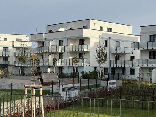 Wohnung zur Miete - Erstbezug 1.449 € 3 Zimmer 86,2 m² 3. Geschoss Schönefeld 12529