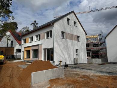 Doppelhaushälfte zum Kauf provisionsfrei 833.500 € 6 Zimmer 121 m² 232 m² Grundstück Schleifweg 16 Uttenreuth Uttenreuth 91080