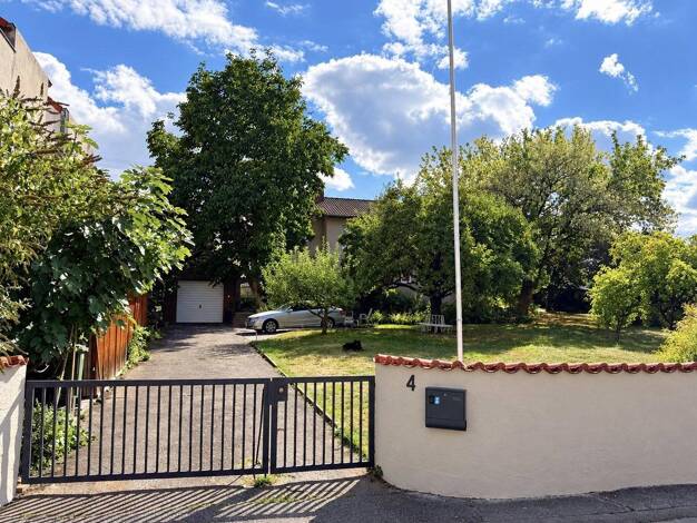 Einfamilienhaus zum Kauf provisionsfrei 949.000 € 7 Zimmer 190 m² 1.703 m² Grundstück Böchingen 76833