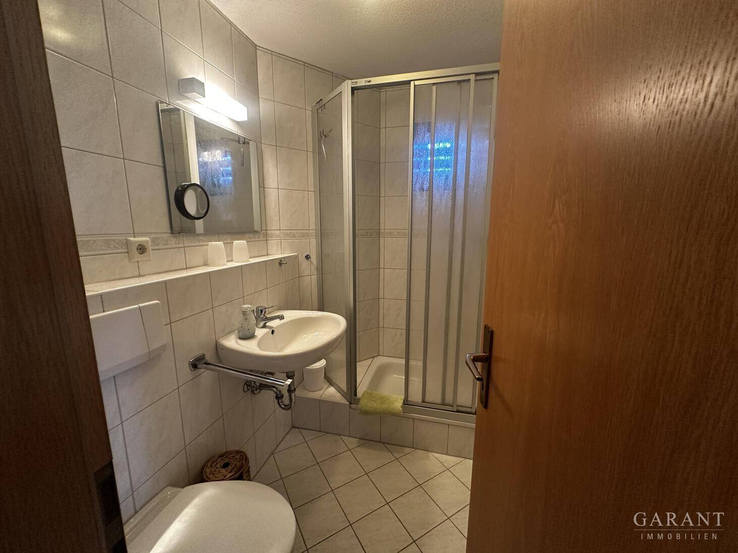 Property thumbnail 9