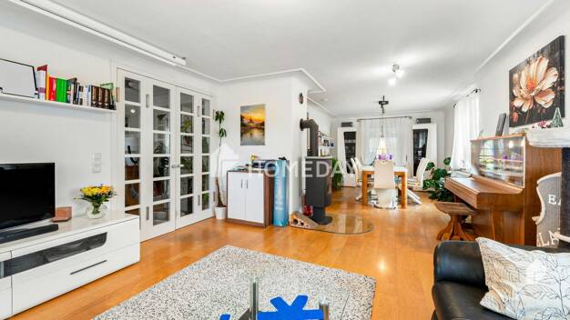 Mehrfamilienhaus zum Kauf 939.000 € 11 Zimmer 299 m² 793 m² Grundstück Kleinengstingen Engstingen 72829