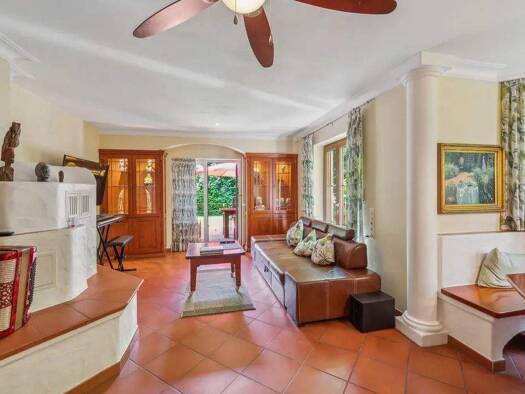 Einfamilienhaus zum Kauf 849.000 € 10 Zimmer 283 m² 535 m² Grundstück Knoglersfreude Ingolstadt 85051