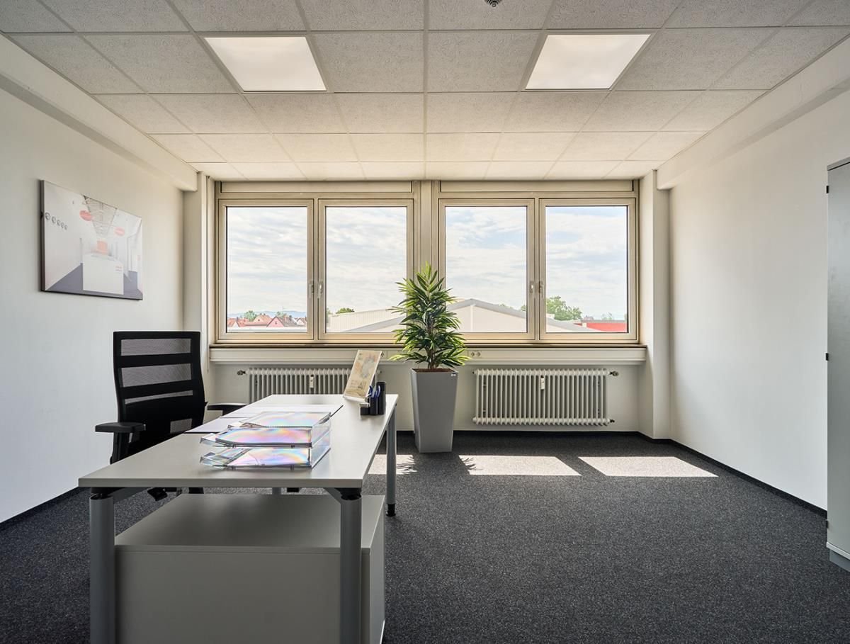 Bürofläche zur Miete 13,50 € 33,5 m²<br/>Bürofläche Tscheulinstr. 21 Teningen Teningen 79331