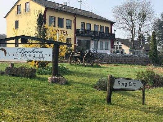 Hotel zum Kauf 459.000 € 11 Zimmer 21 Betten 133 m² Gastrofläche 5.595 m² Grundstück Wierschem Wierschem 56294
