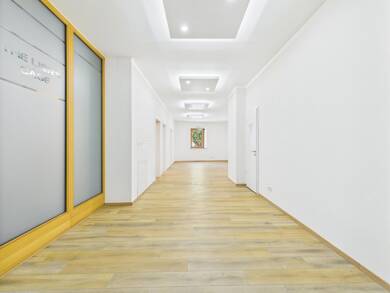 Verkaufsfläche zur Miete 17,40 € 3 Zimmer 85 m² Verkaufsfläche Regensburg 93047