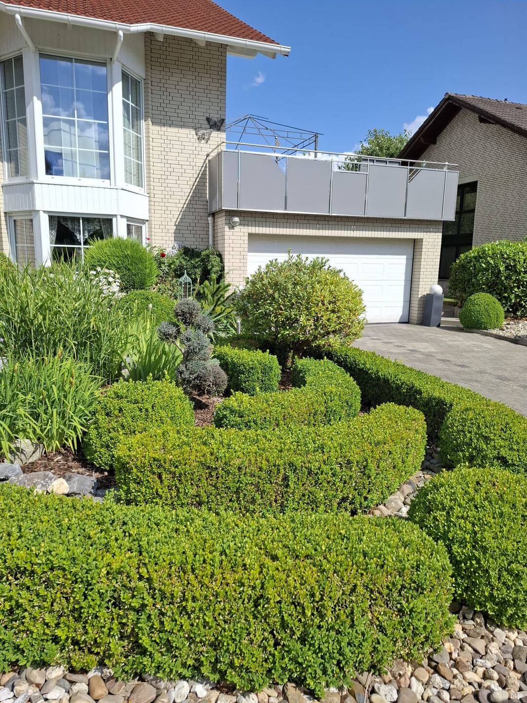 Immobilie in Bad Emstal - Gepflegtes Haus mit Einliegerwohnung Provisionsfrei - Bild 2