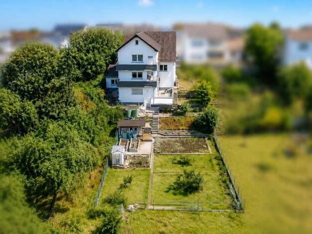 Mehrfamilienhaus zum Kauf 8 Zimmer 253 m² 1.845 m² Grundstück Talstraße 12 Neukirchen Braunfels 35619
