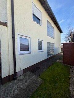 Immobilie in Zusmarshausen - Geräumiges Familienhaus mit Balkon und Terrasse in Zusmarshausen - Bild 3