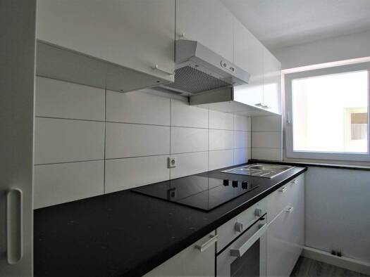 Wohnung zur Miete 900 € 2 Zimmer 50 m² 2. Geschoss frei ab sofort Fahrionstr. 3 Feuerbach Stuttgart 70469