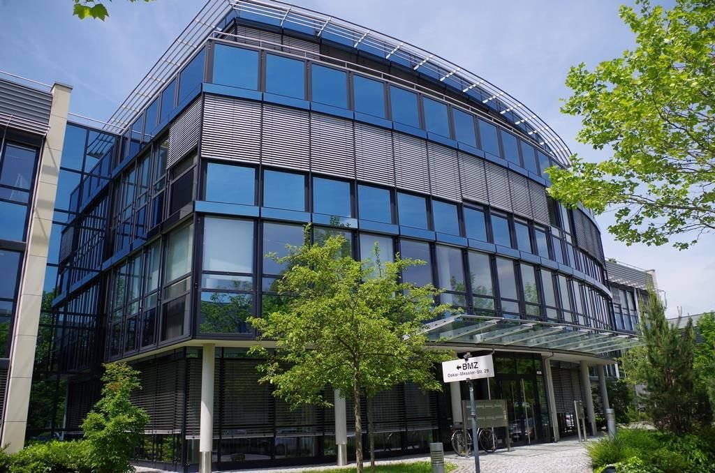 Bürogebäude zur Miete 12,50 € 1.452 m²<br/>Bürofläche ab 380 m²<br/>Teilbarkeit Fischerhäuser Ismaning 85737