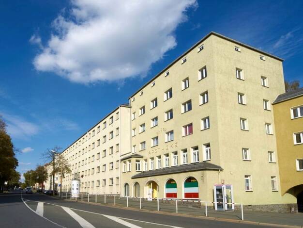 Wohnung zur Miete 145 € 1 Zimmer 22,4 m² 2. Geschoss Reißiger Straße 38 Stadtmitte Plauen 08525