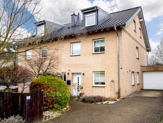 Doppelhaushälfte zum Kauf 649.000 € 5 Zimmer 161,1 m² 302 m² Grundstück Sindorf Kerpen 50170