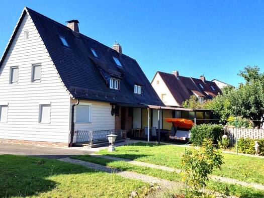 Einfamilienhaus zum Kauf 379.000 € 4,5 Zimmer 88 m² 495 m² Grundstück frei ab sofort Herzogenaurach 91074