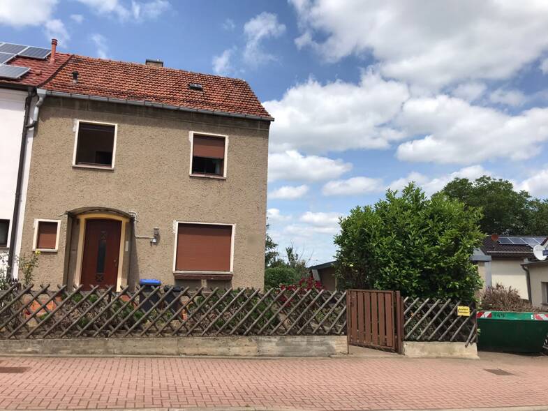 Einfamilienhaus zum Kauf 85.000 € 5 Zimmer 92 m² 469 m² Grundstück Helbra 06311