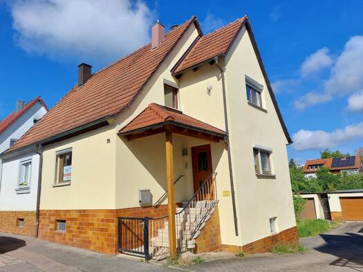 Doppelhaushälfte zum Kauf 199.000 € 4 Zimmer 60 m² 415 m² Grundstück frei ab sofort Ansbach Ansbach 91522
