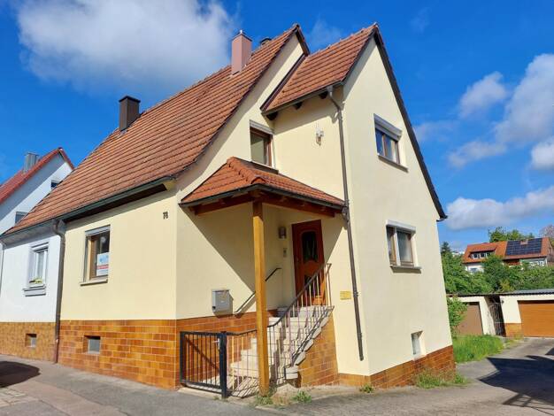 Doppelhaushälfte zum Kauf 199.000 € 4 Zimmer 60 m² 415 m² Grundstück frei ab sofort Ansbach Ansbach 91522