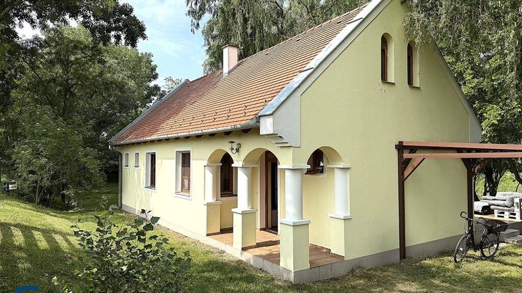 Haus zum Kauf 360.000 € 4 Zimmer 120 m² 6.703 m² Grundstück Dunaszentpál 9175